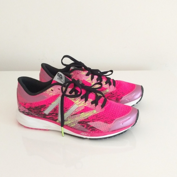 new balance speed ride strobe